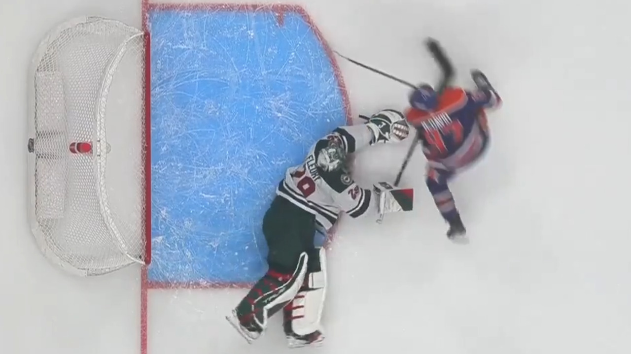 Wild’s Fleury makes stunning poke check to deny Oilers’ McDavid