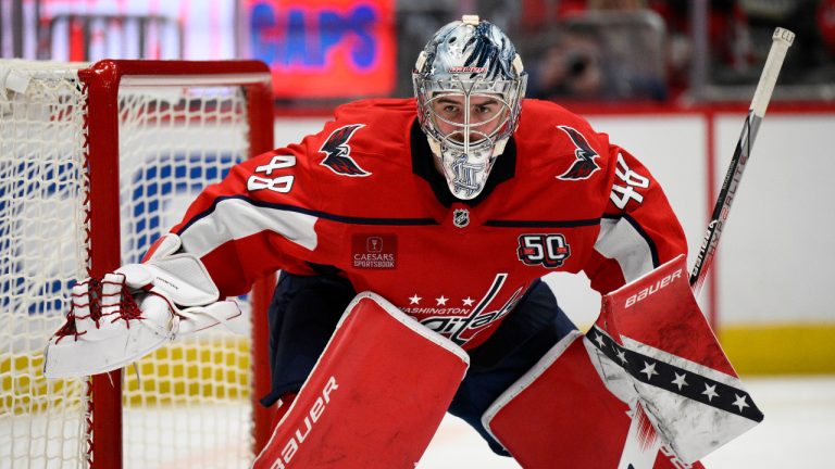 Washington Capitals goaltender Logan Thompson (48) in action during the second period of an NHL hockey game against the Philadelphia Flyers, Wednesday, Oct. 23, 2024, in Washington. (Nick Wass?AP) 