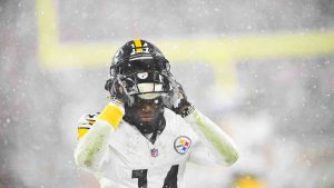 Pittsburgh Steelers wide receiver George Pickens (14) reacts after missing a pass in the second half of an NFL football game against the Cleveland Browns, Thursday, Nov. 21, 2024, in Cleveland. The Browns won 24-19. (David Richard/AP)