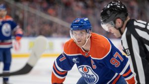 Edmonton Oilers' Connor McDavid faces off against the New York Islanders during second period NHL action in Edmonton on Tuesday November 12, 2024. (CP)