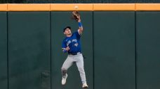 Blue Jays&#8217; Daulton Varsho wins first Gold Glove Award