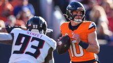 Bo Nix throws 4 touchdown passes and Broncos roll past Falcons