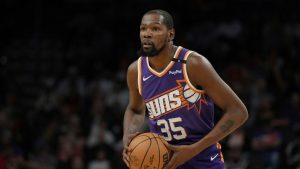 Phoenix Suns forward Kevin Durant (35) during the first half of an NBA basketball game against the Miami Heat, Wednesday, Nov. 6, 2024, in Phoenix. (Rick Scuteri/AP Photo)