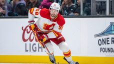 Flames&#8217; Justin Kirkland exits vs. Blue Jackets with lower-body injury