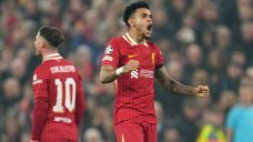 Liverpool&#8217;s Diaz scores second-half hat trick in rout of Bayer Leverkusen in UCL