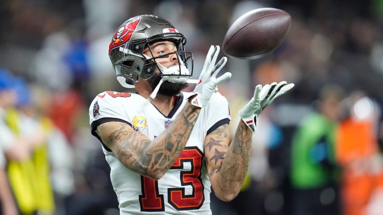 Tampa Bay Buccaneers wide receiver Mike Evans warms up before an NFL game against the New Orleans Saints in New Orleans, Sunday, Oct. 13, 2024. (AP/Michael Conroy)