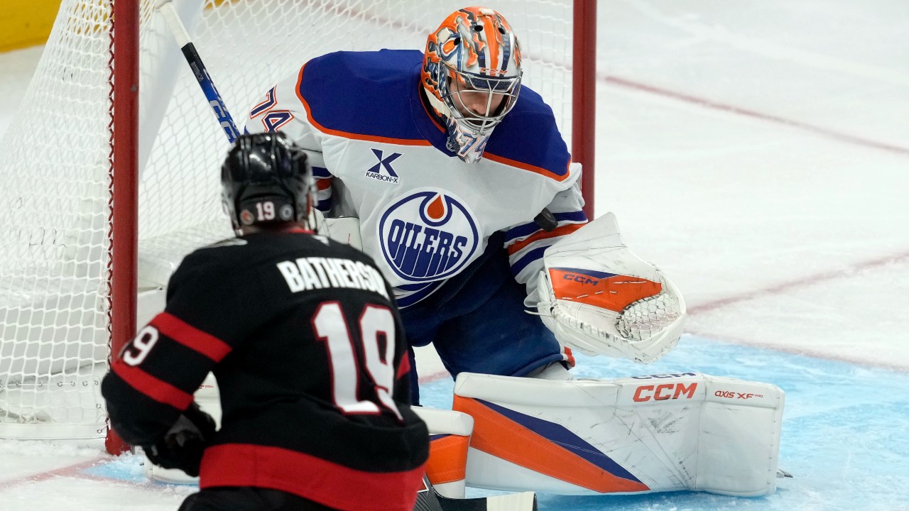 Oilers bounce back with dominant win over Senators