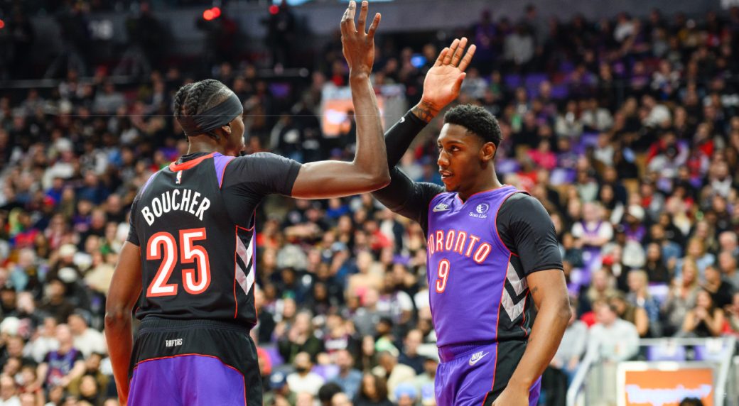 Canada’s Barrett scores 31 points as Raptors hold off Kings for overtime win