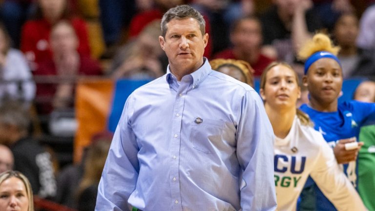 Florida Gulf Coast head coach Karl Smesko, left, watches the first half of a first-round college basketball game against Oklahoma. (Doug McSchooler/AP)