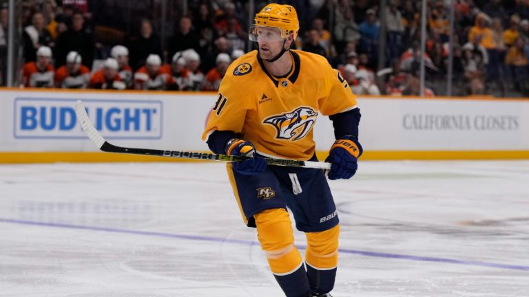 Nashville Predators center Steven Stamkos (91) plays during the second period of an NHL hockey game against the Philadelphia Flyers, Wednesday, Nov. 27, 2024, in Nashville, Tenn. (George Walker IV/AP)