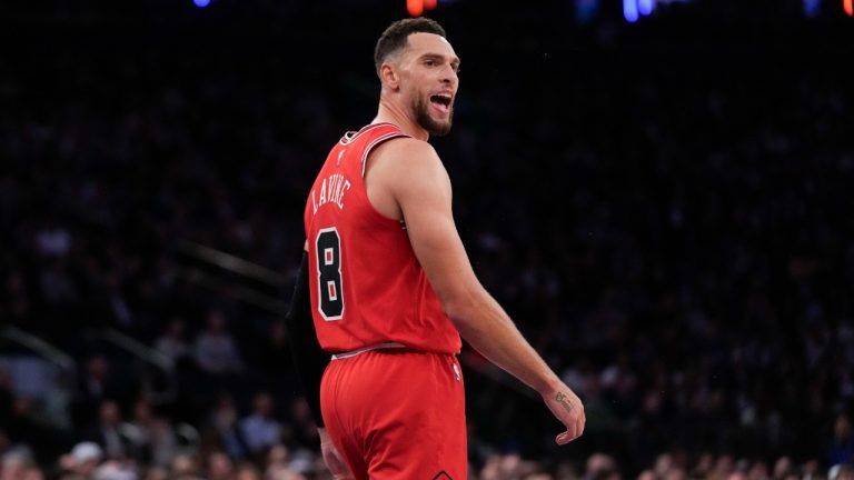 NBA Roundup: White hits winning free throws, Bulls outlast Knicks