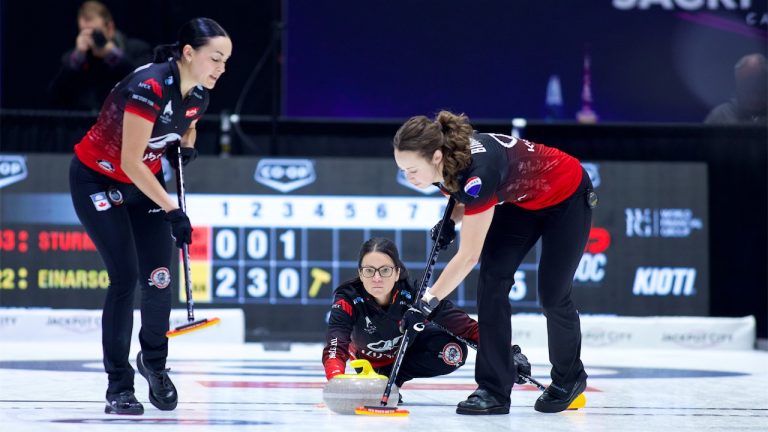 Krysten Karwacki (left), Kerri Einarson (centre), and Joanne Courtney (right) in action at the Co-op Canadian Open on Tuesday, Nov. 5, 2024, in Nisku, Alta. (Anil Mungal/GSOC)