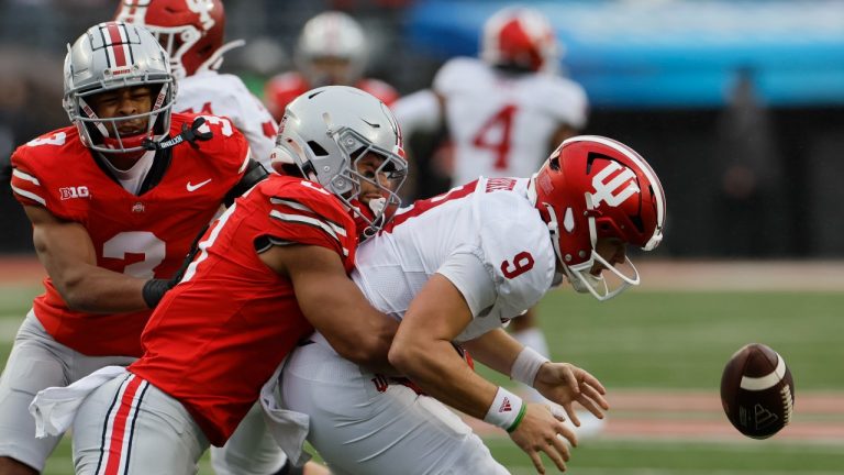 Buckeyes bring the heat on Canadian QB Kurtis Rourke, roll to win over Indiana