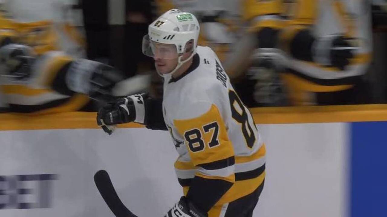 Crosby redirects power-play goal off slap pass from Karlsson