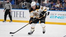 Bruins&#8217; David Pastrnak leaves with upper-body injury vs. Capitals