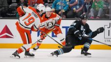 NHL Roundup: Ducks rally from three-goal deficit vs. Utah