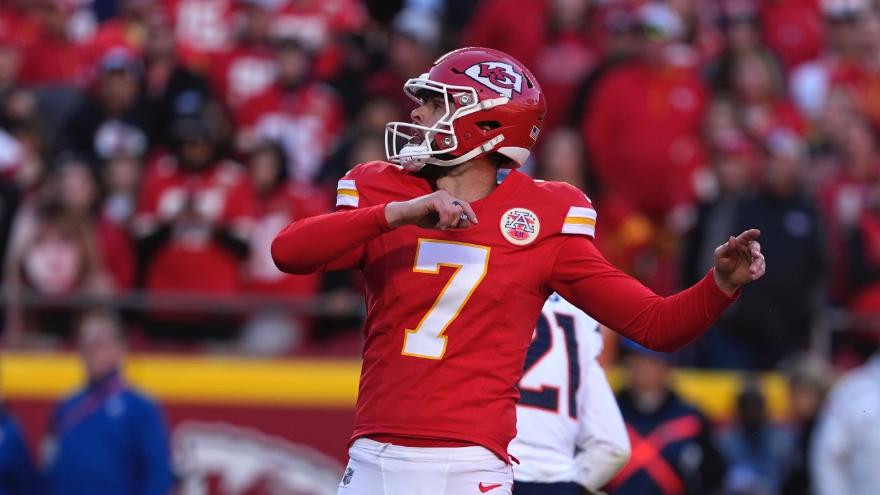 Chiefs’ Harrison Butker activated off IR, D.J. Humphries out vs. Browns