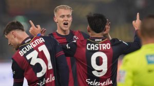 Bologna's Jens Odgaard celebrates after scoring his side's first goal during the Serie A soccer match between Bologna and Fiorentina, at Renato Dall'Ara Stadium in Bologna, Italy, Sunday Dec. 15, 2024. (Massimo Paolone/LaPresse/AP)