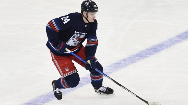 New York Rangers' Kaapo Kakko skates with the puck during the third period of an NHL game against the Los Angeles Kings Saturday, Dec. 14, 2024, in New York. (AP/Pamela Smith)