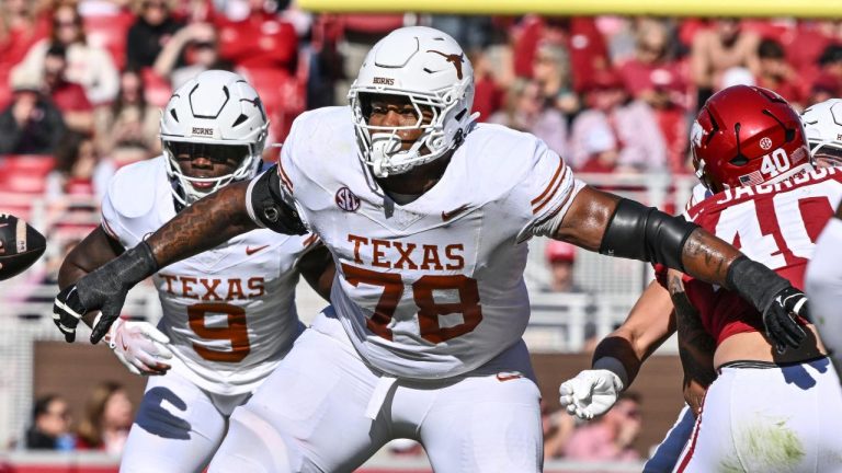 Texas offensive lineman Kelvin Banks Jr. (78) sets up to block against Arkansas during the first half of an NCAA college football game. (Michael Woods/AP)