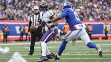 Ravens&#8217; Jackson throws 5 TDs, Giants lose franchise record-tying 9th straight