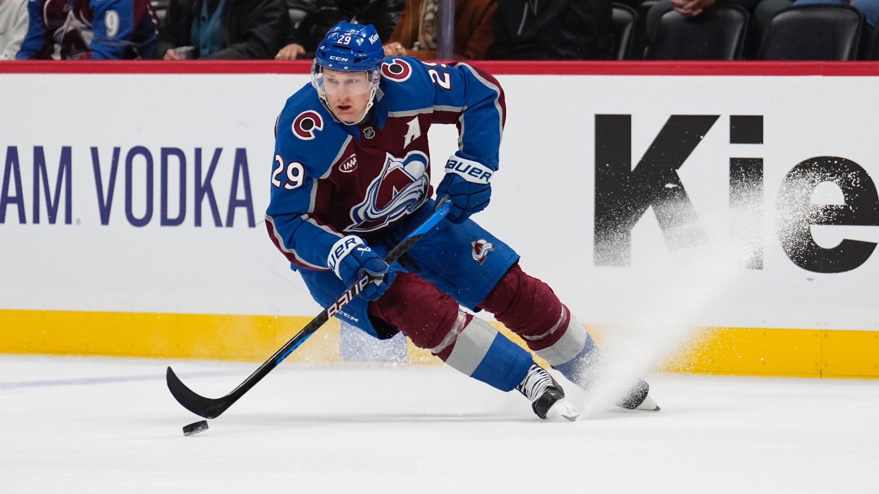 Avalanche extend Flyers’ scoreless streak to just over three games