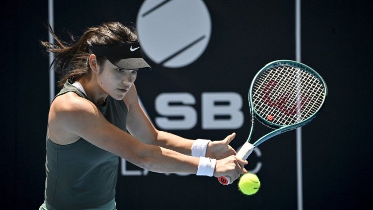 Emma Raducanu of Britain returns a shot during a practice session at Manuka Doctor Arena in Auckland, New Zealand, Sunday, Dec. 29, 2024, ahead of the ASB Classic tennis tournament. (Alan Lee/Photosport via AP)
