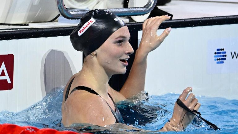 Canada's Summer Mcintosh reacts after winning the 400 medley at the World Short Course Swimming Championships in Budapest, Hungary, on Saturday, Dec. 14, 2024. (Denes Erdos/AP)