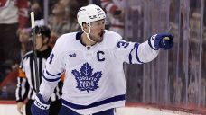 Maple Leafs beat Devils despite being widely outshot