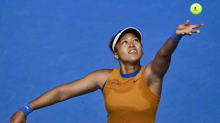 Namoi Osaka of Japan serves against Lina Glushko of Israel during a women's singles match at the ASB Classic tennis tournament at Manuka Doctor Arena in Auckland, New Zealand Monday, Dec. 30, 2024. (Alan Lee/Photosport via AP)