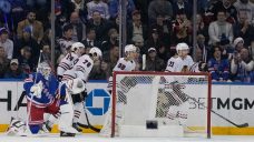 Rangers fans boo team following home loss to Blackhawks