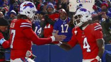 Bills&#8217; &#8216;everybody eats&#8217; approach on offence has 13 players with a TD catch