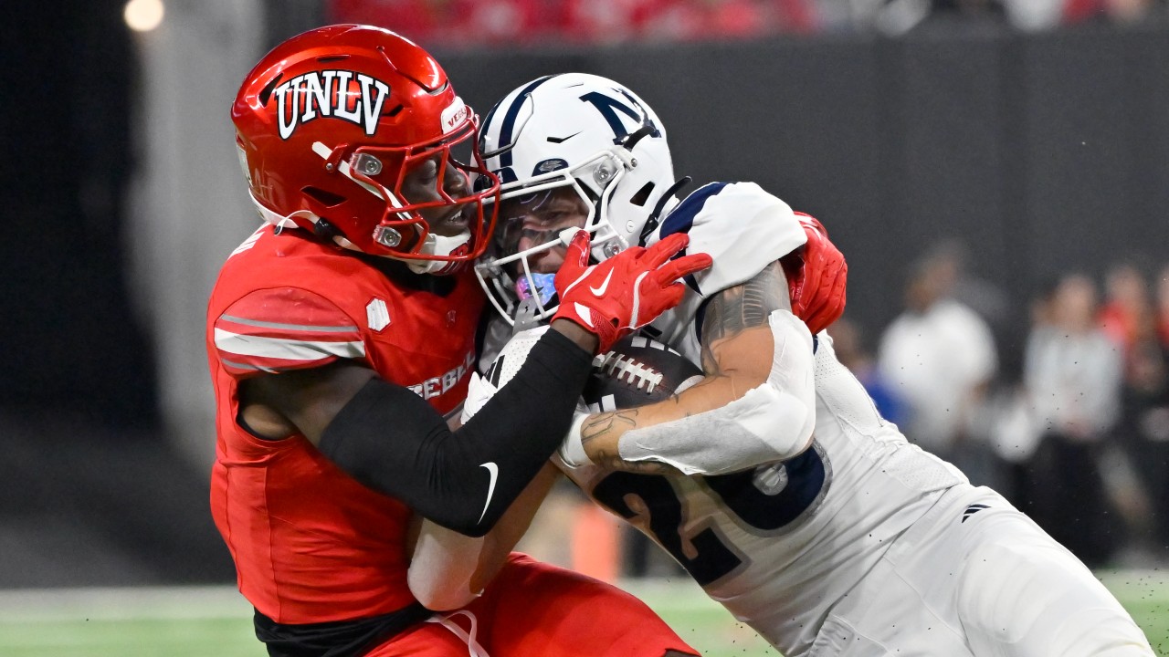 UNLV’s Canadian DB Jett Elad to enter transfer portal