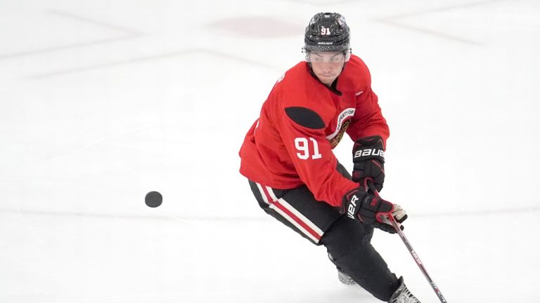 Chicago Blackhawks centre Frank Nazar participates in the team's NHL hockey camp Thursday, Sept. 19, 2024, in Chicago. (Charles Rex Arbogast/AP)