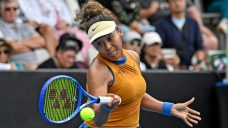 Naomi Osaka wins again to reach quarterfinals at Auckland tournament