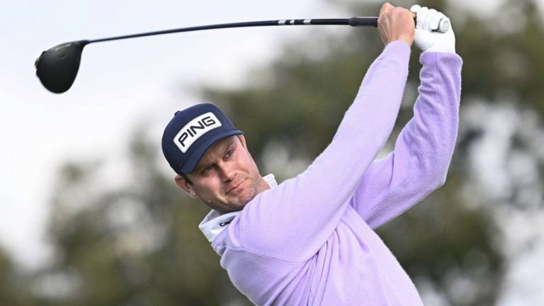 Harris English hits his tee shot on the second hole on the South Course at Torrey Pines during the final round of the Farmers Insurance Open.(AP Photo/Denis Poroy)