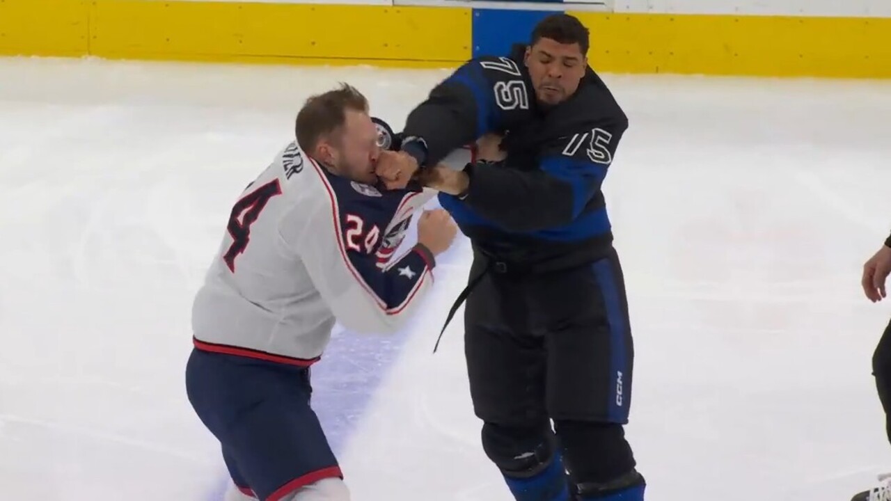 Reaves and Olivier trade huge blows in heavyweight slugfest