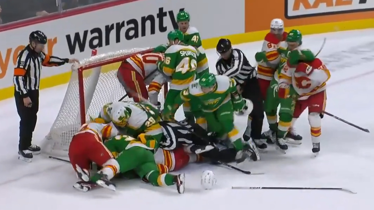 Fleury gets involved in heated scrum between Wild and Flames