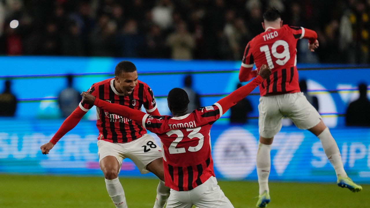 Leao, Pulisic inspire AC Milan comeback in win over Inter in Italian