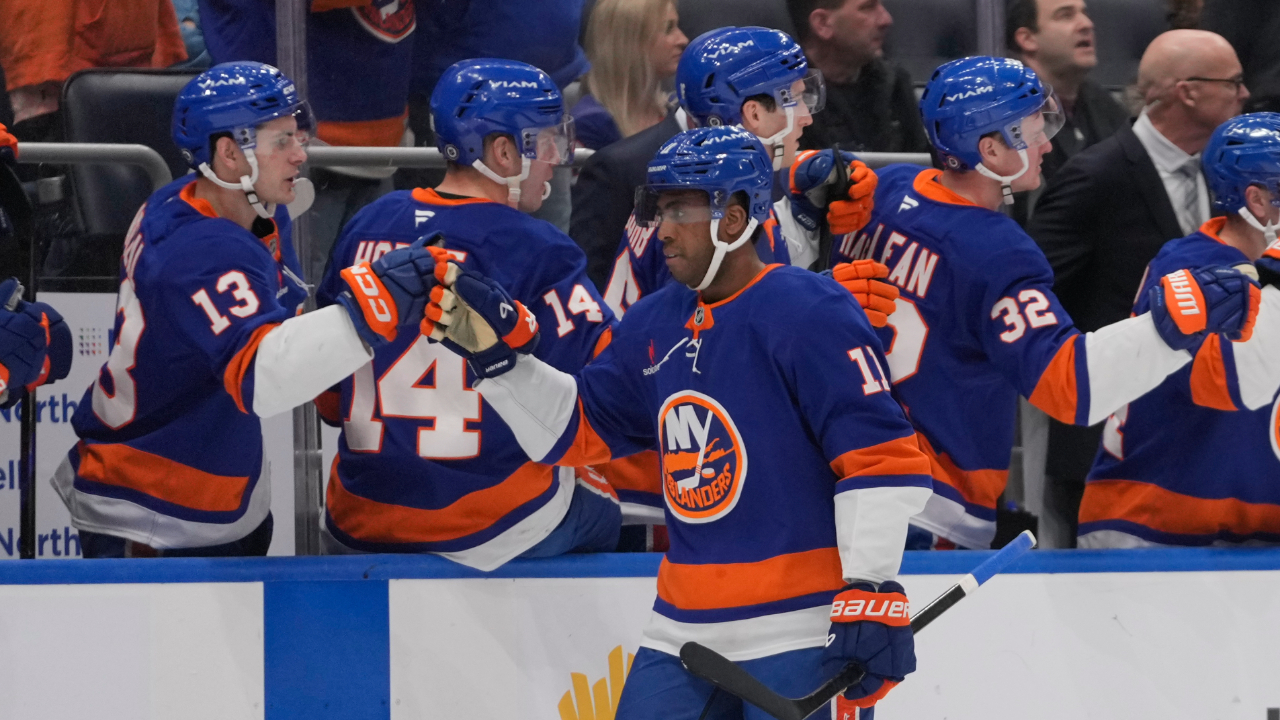 Duclair and Horvat score 55 seconds apart as Islanders down Flyers