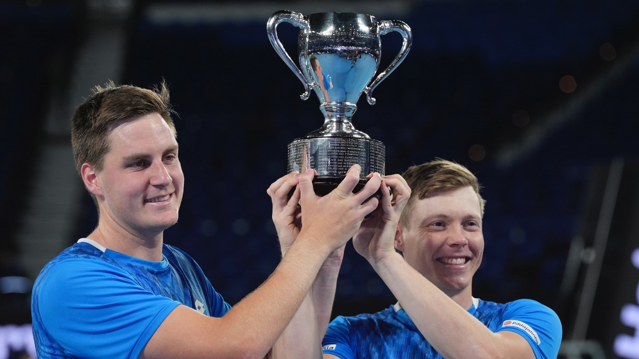 Patten, Heliovaara shrug off contentious 1st set to win Australian Open doubles title