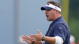 New England Patriots offensive coordinator Josh McDaniels speaks with players during an NFL football practice, Tuesday, Aug. 3, 2021, in Foxborough, Mass. (Steven Senne/AP)