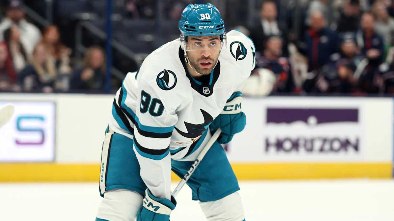 Ducks acquire Justin Bailey from Sharks for Pavol Regenda