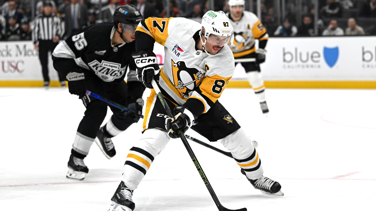 Penguins’ Crosby, Malkin both score milestone goals in win over Kings