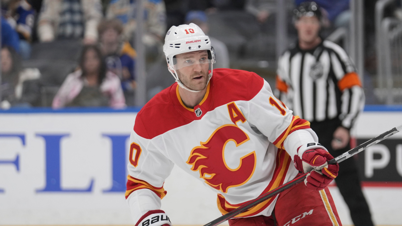 Flames’ Jonathan Huberdeau pleased with new linemate in Joel Farabee