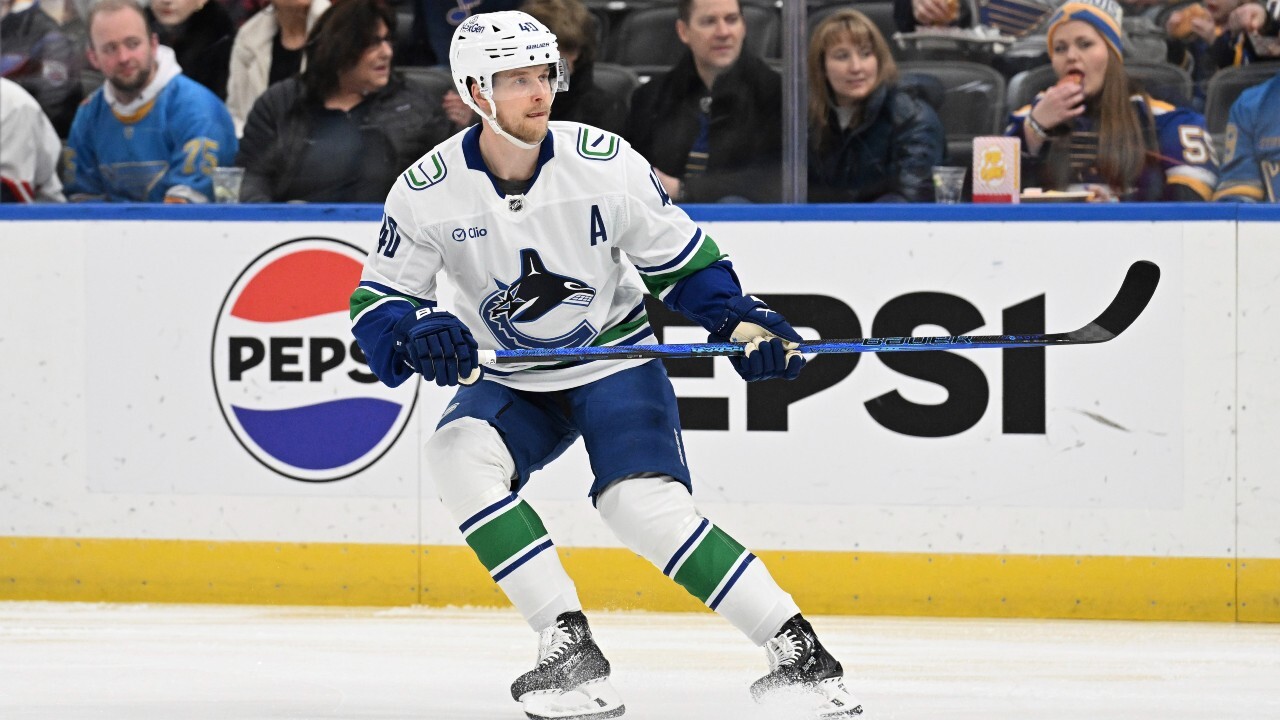 Brough: Canucks’ Pettersson has ‘bad case of the yips’ this season