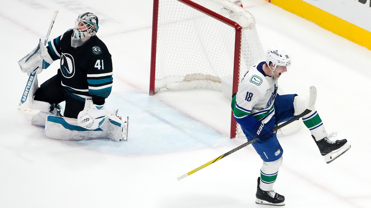 Should Canucks’ O’Connor been awarded OT penalty shot vs. Sharks?