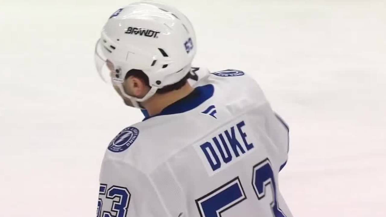 Lightning’s Duke buries memorable first goal in his NHL debut