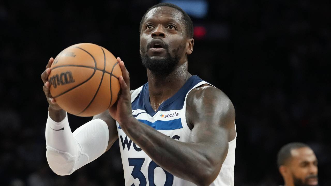 Timberwolves’ Julius Randle out at least two weeks with right adductor strain