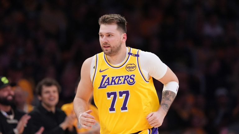 Luka Doncic leads Lakers vs. Mavericks in first meeting since seismic trade - Sportsnet.ca